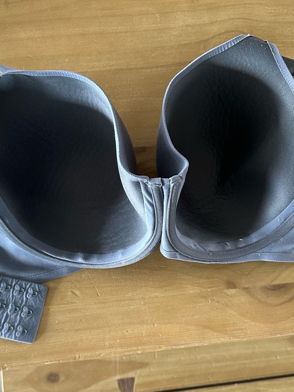 aerie Smooth Light Gray T-Shirt Bra - Molded Cups - Picture 4 of 4
